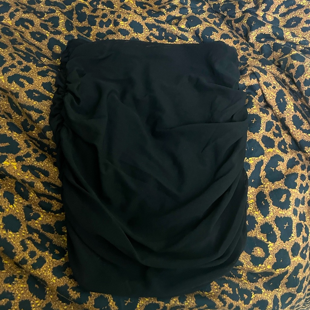 Black scruncky slinky skirt